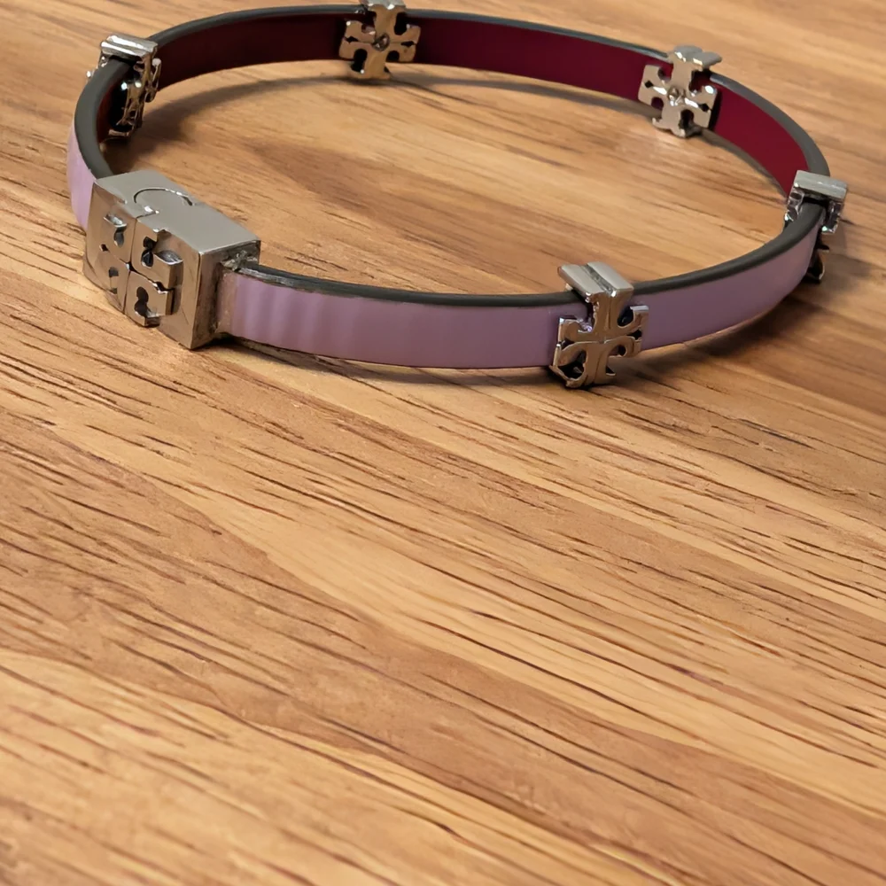 Elegant Purple and Silver Women's Bracelet